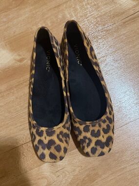 Vionic Orinda Square Toe Leopard Print Women's Ballet Flat Size 7.5